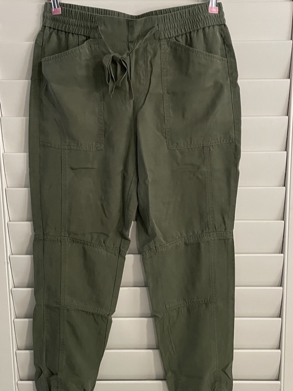 BANANA REPUBLIC Women's Cargo Jogger Pants in Green Size XS